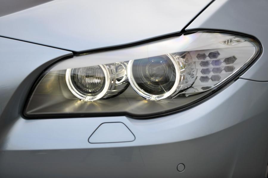  BMW ActiveHybrid 5 2012 года  (US) (фото 44 из 135)